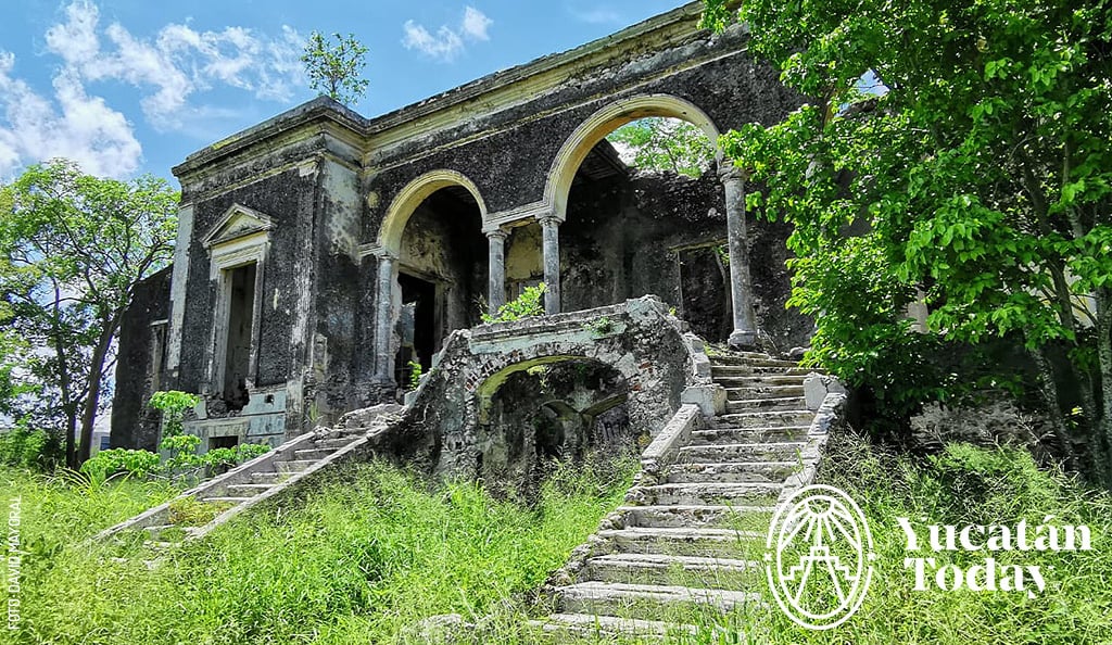 Ex-Hacienda-Cancabchen-Casares-de-Sitpach-3-by-David-Mayoral