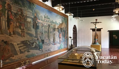 Galeria-de-arte-sacro-en-Conkal-by-MKCT