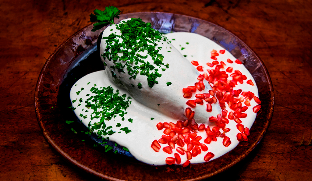 Chiles-en-Nogada_Hacienda-Xcanatun-by-Hacienda-Xcanatun-DESTACADA-4