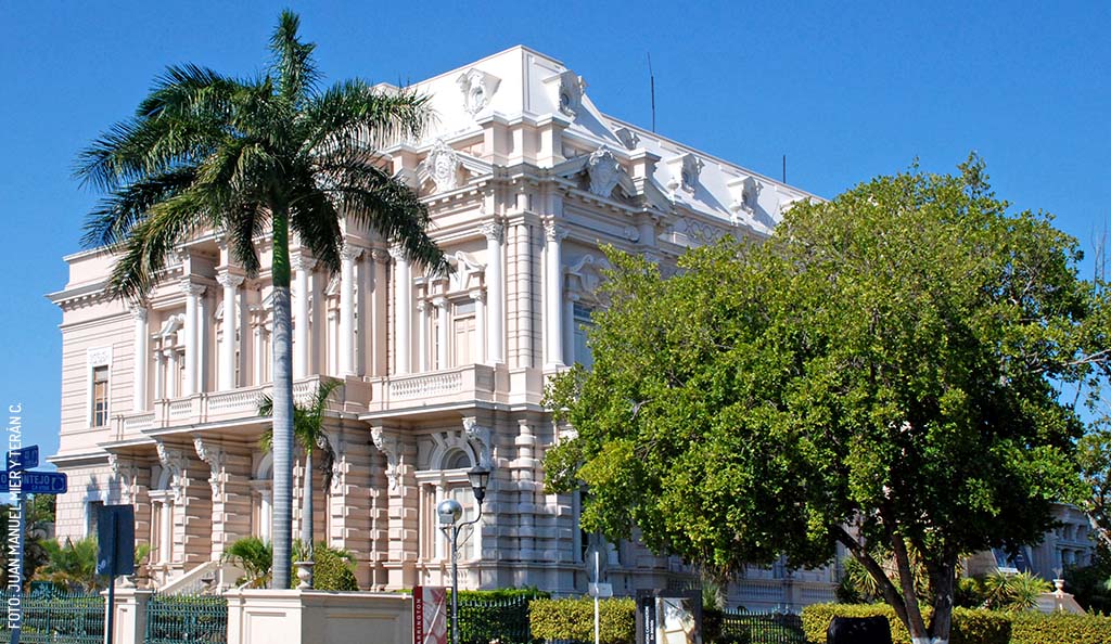 Palacio-Canton-Museo-de-Antropologia-by-Juan-Manuel-Mier-y-Teran-sin-logo-2