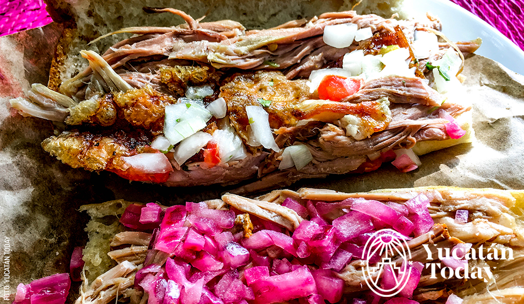 torta-de-cochinita-y-lechon-mercado-by-Yucatan-Today-1