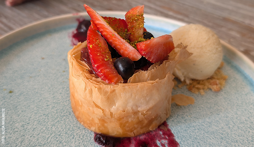 Postre en Lagos Taverna Griega