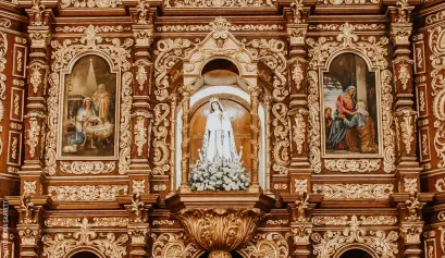 Convento-San-Antonio-de-Padua-Altar-Virgen-Izamal-by-Nora-Garrett