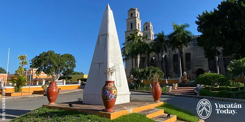 Obelisk representing the bravery, but not the ideology, of the Fifteen Greats of Espita who fought and survived against the Maya rebels in the Caste War (Guerra de Castas)  in 1848.